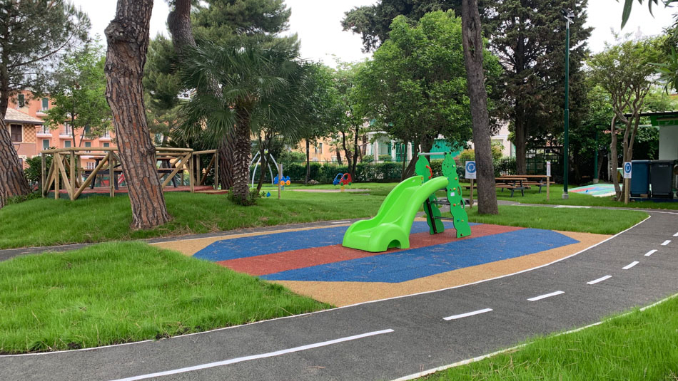 i Giardini di Via Genova a Celle Ligure